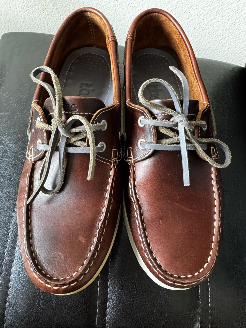 Men's Chestnut Leather Boat Shoes with Contrast Laces